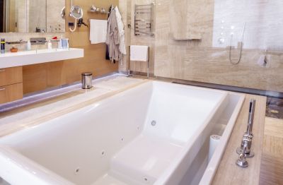 Contemporary Bathtub with Fixtures