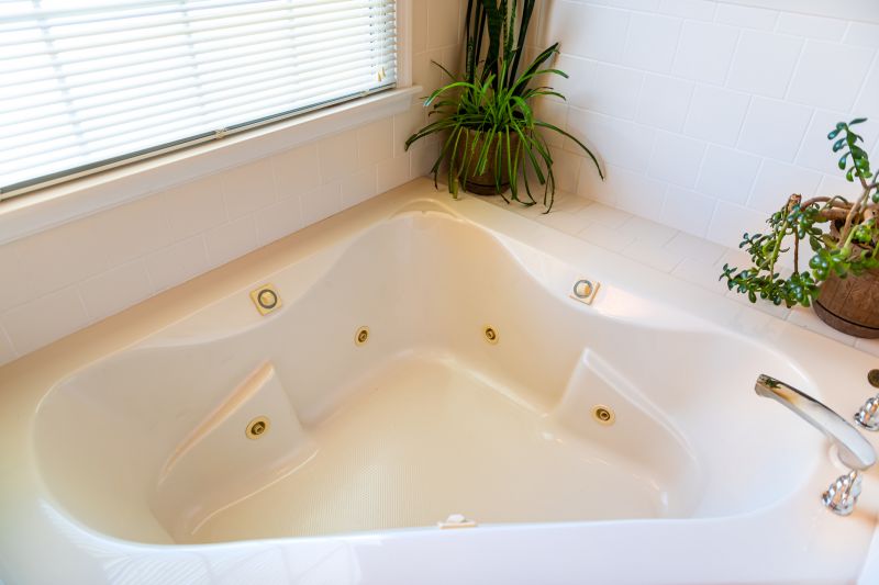 Corner Jacuzzi Bathtub
